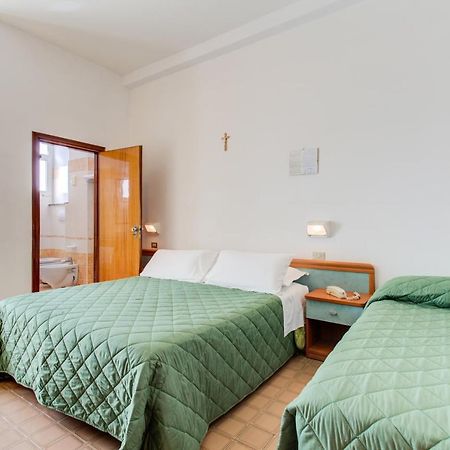 Hotel Astoria Misano Adriatico Zewnętrze zdjęcie