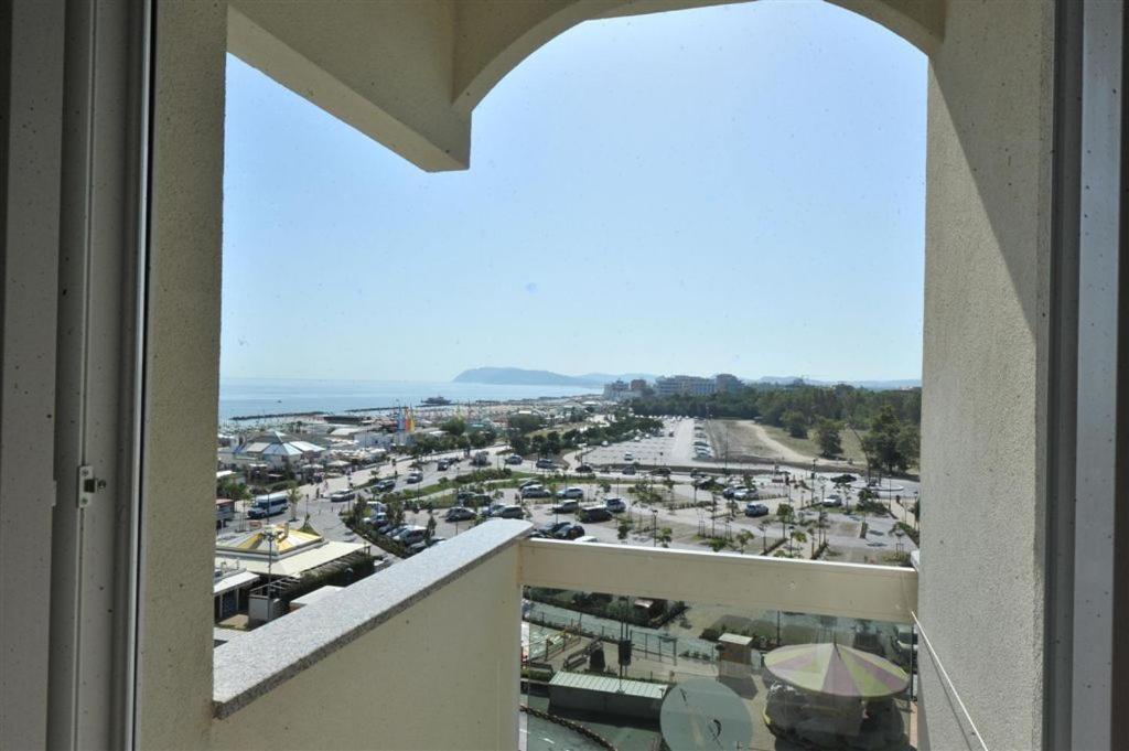 Hotel Astoria Misano Adriatico Zewnętrze zdjęcie