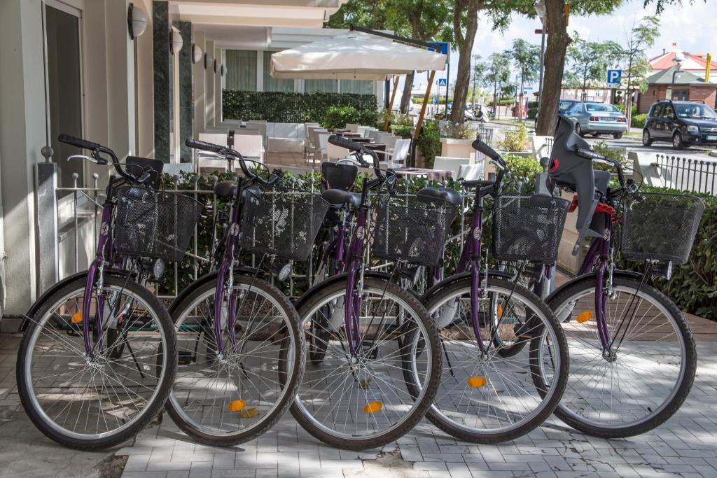 Hotel Astoria Misano Adriatico Zewnętrze zdjęcie